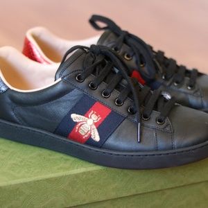 Gucci Men’s Ace Embroidered Sneaker Black "Bee" US size 6.5 w/ Box & Dust Bags